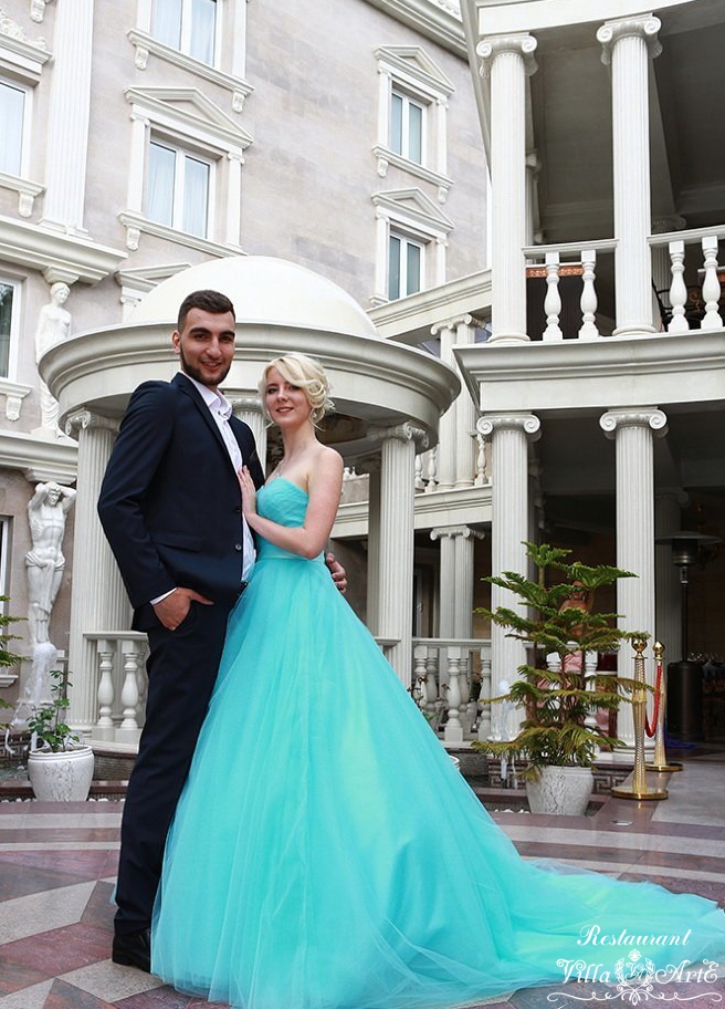 Prom on the summer terrace of the Villa ArtE